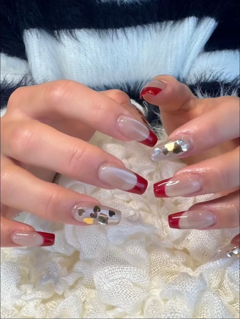 この秋は“艶×ベージュ”で魅せる指先に🌙ྀིྀི⋆˙⟡